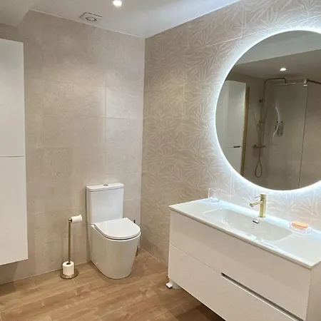 Vivienda Quina * Лахе